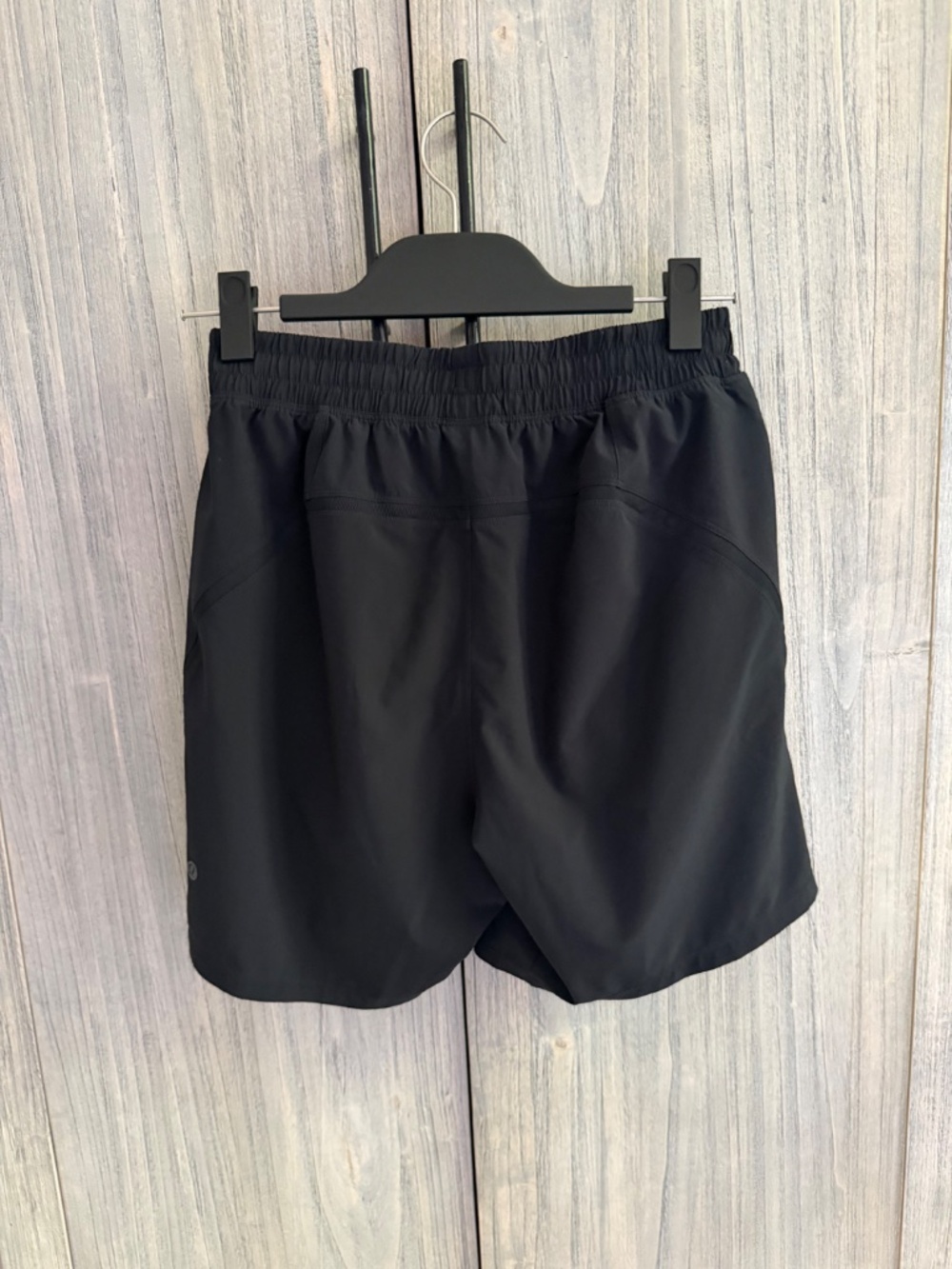 Lululemon 7" Black Pace Breaker Shorts - Picture 4 of 4
